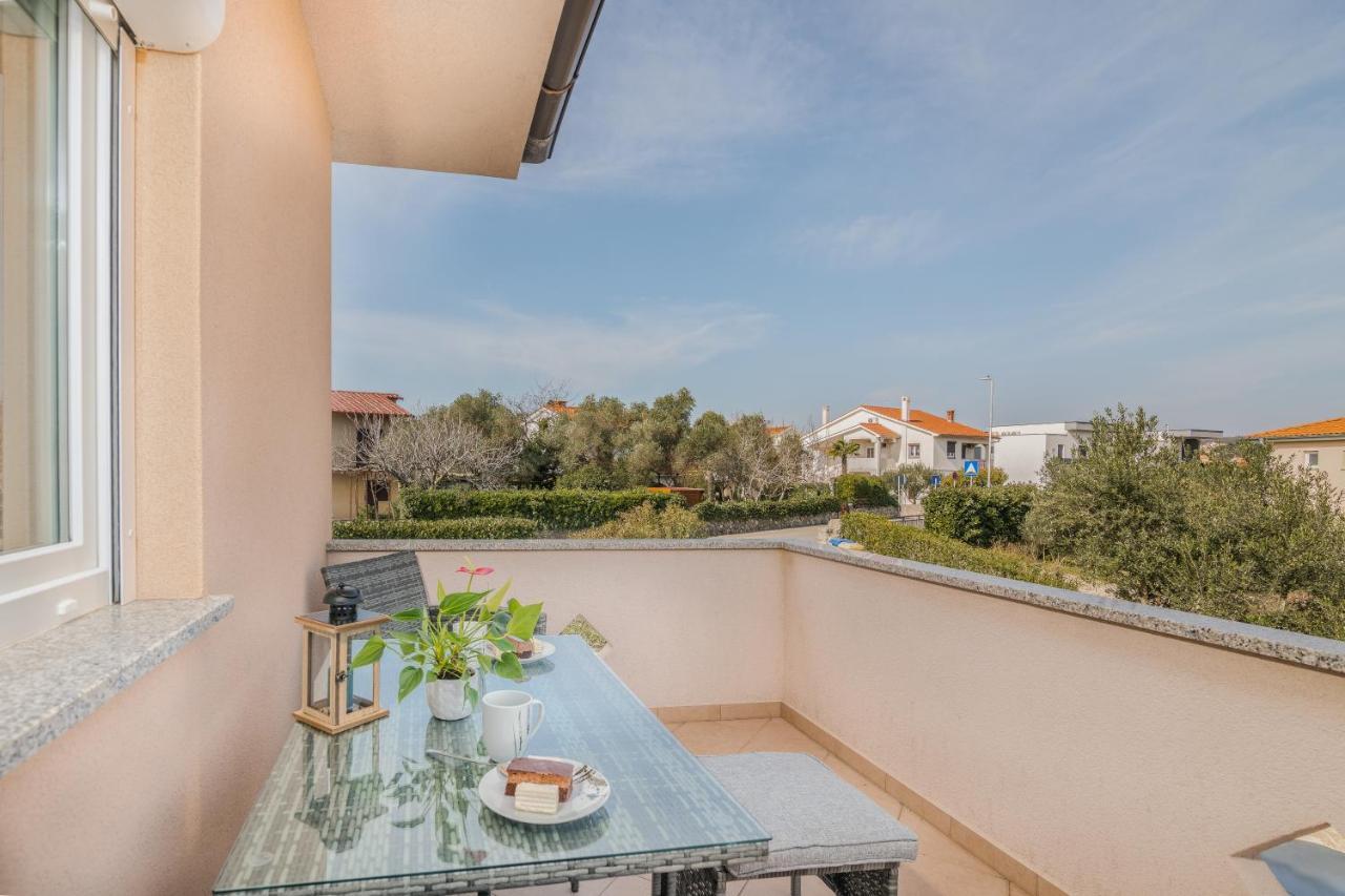 Apartman Luxury Lure คิร์ก ภายนอก รูปภาพ